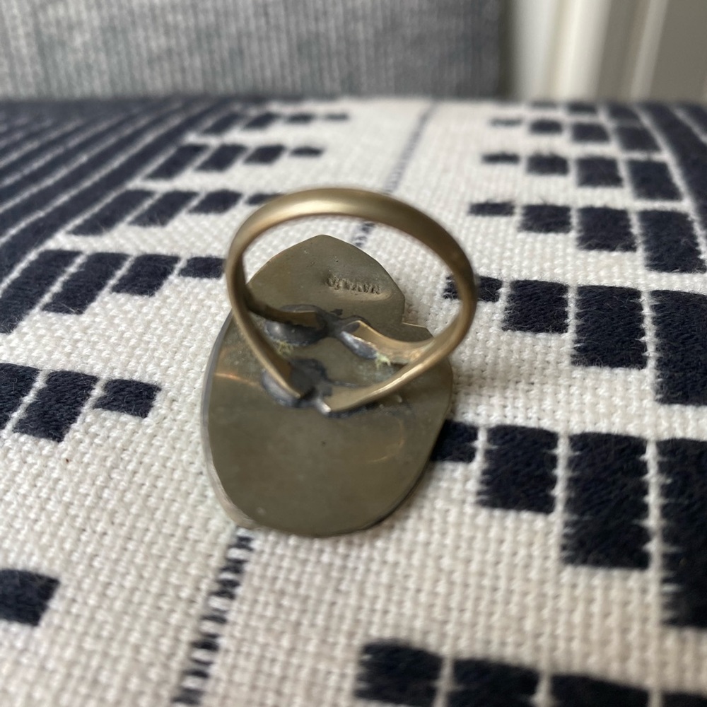 Vintage Navajo Turquoise Ring - Picture 6 of 16